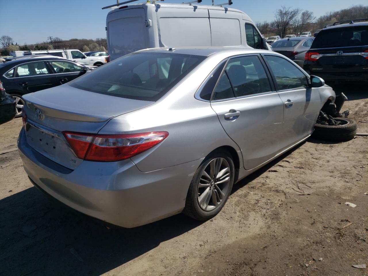 Photo 4 from auction – 2016 TOYOTA CAMRY LE with VIN 4T1BF1FK9GU518967