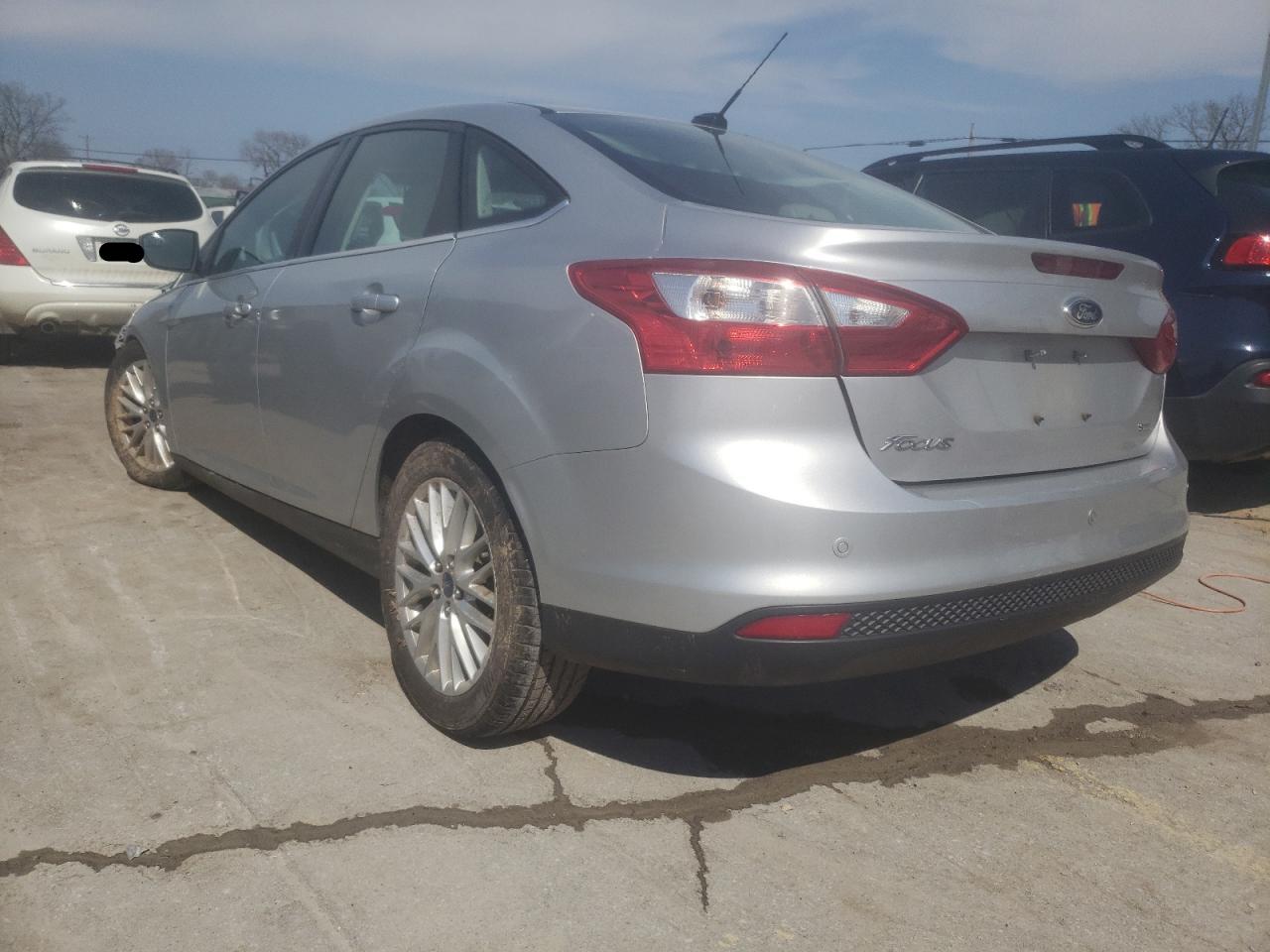 Photo 3 from auction – 2012 FORD FOCUS SEL with VIN 1FAHP3H28CL429787