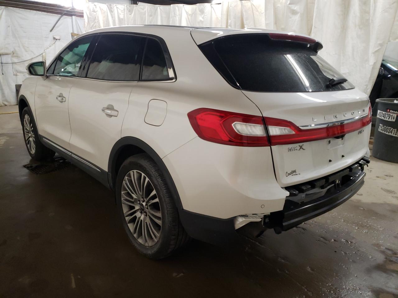 Photo 3 from auction – 2018 LINCOLN MKX RESERV with VIN 2LMPJ8LRXJBL42401