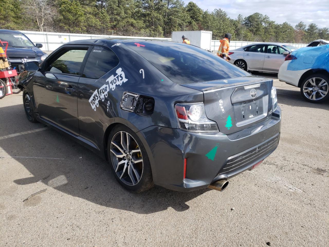 Photo 3 from auction – 2015 TOYOTA SCION TC with VIN JTKJF5C70F3093918