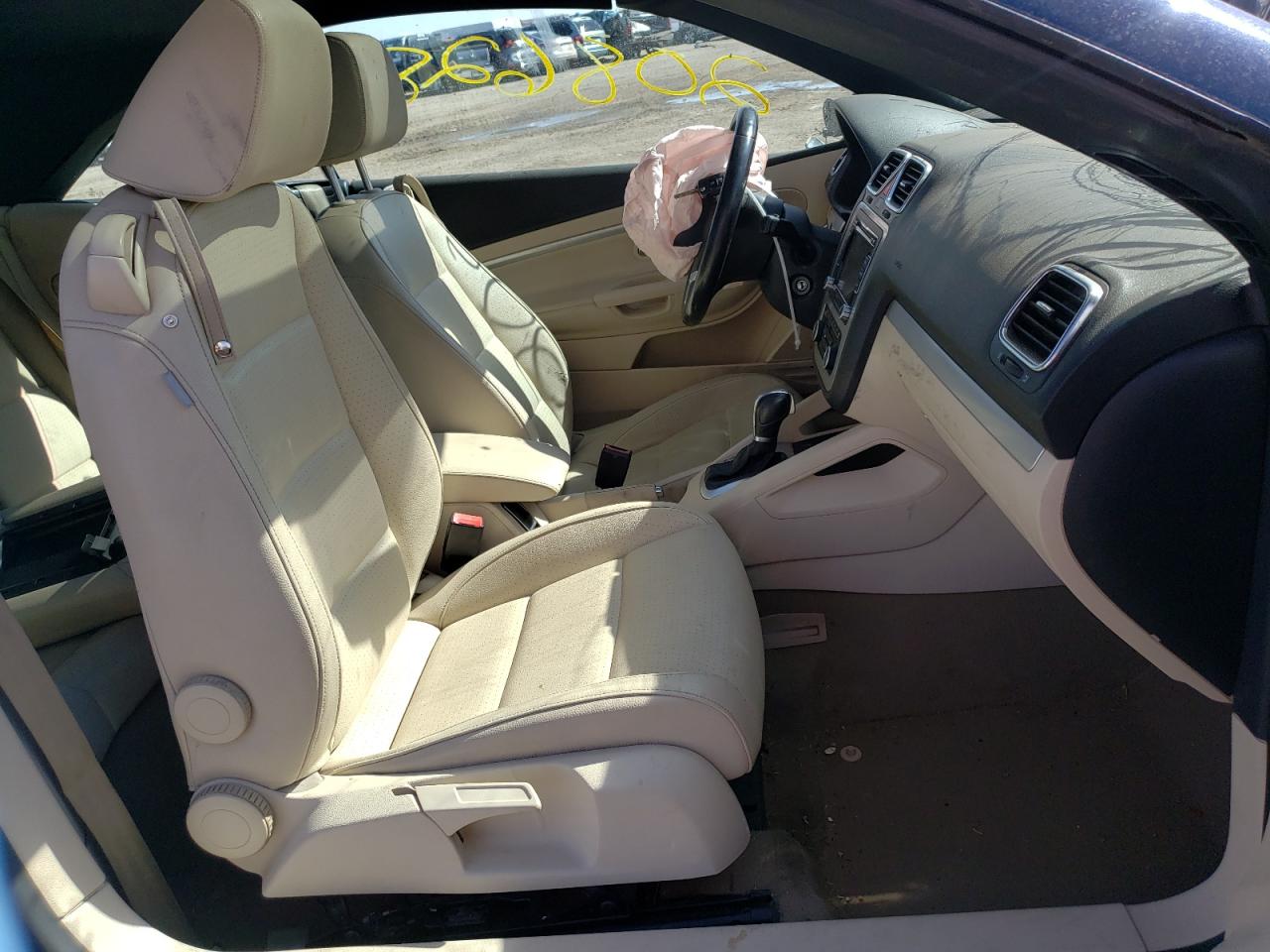 Photo 5 from auction – 2012 VOLKSWAGEN EOS KOMFOR with VIN WVWBW7AH9CV016449