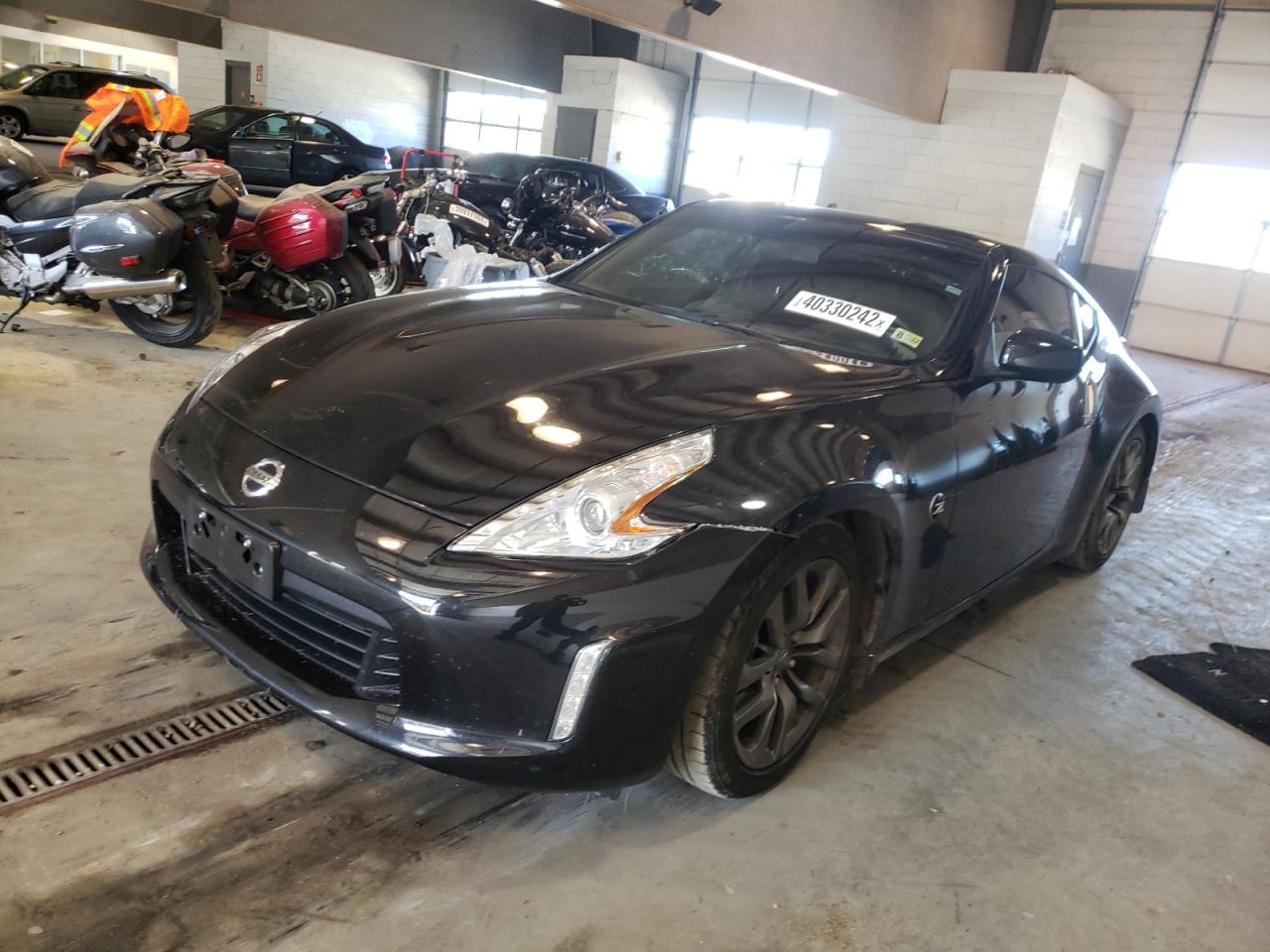 Photo 2 from auction – 2017 NISSAN 370Z with VIN JN1AZ4EH4HM950773