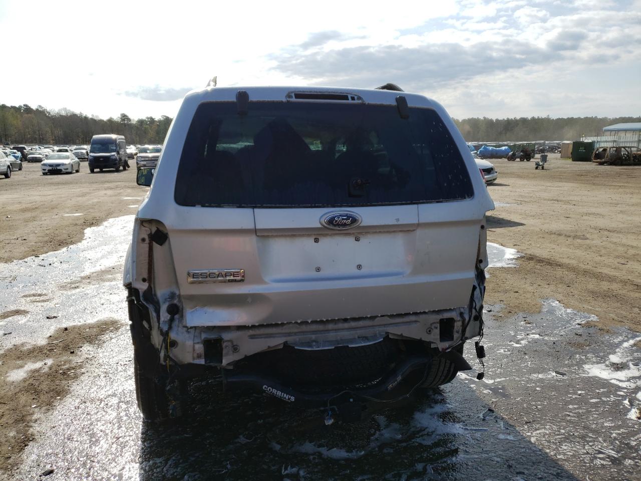 Photo 9 from auction – 2008 FORD ESCAPE XLT with VIN 1FMCU03168KA08878