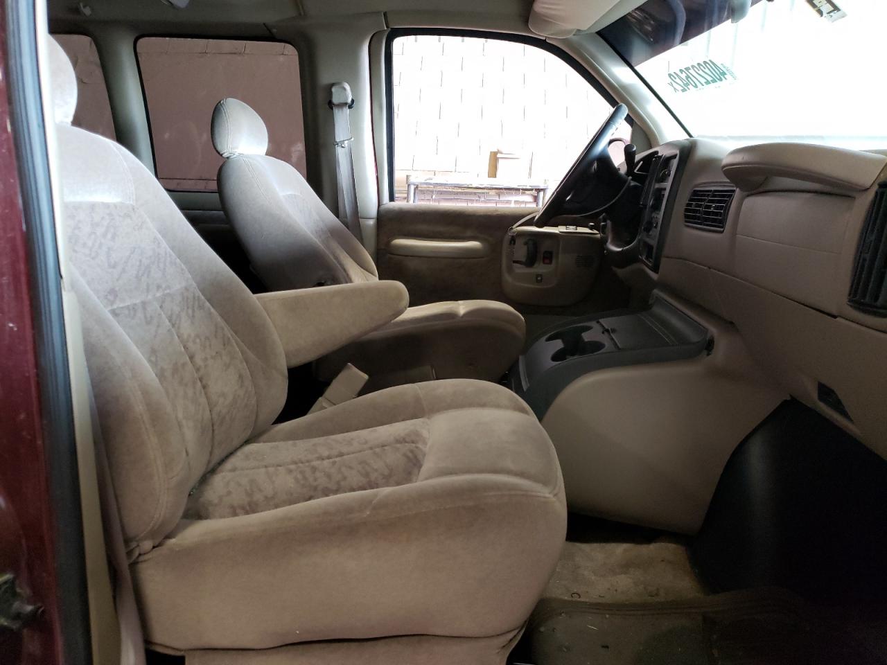 Photo 5 from auction – 2001 CHEVROLET EXPRESS G1 with VIN 1GNFG65R511200889