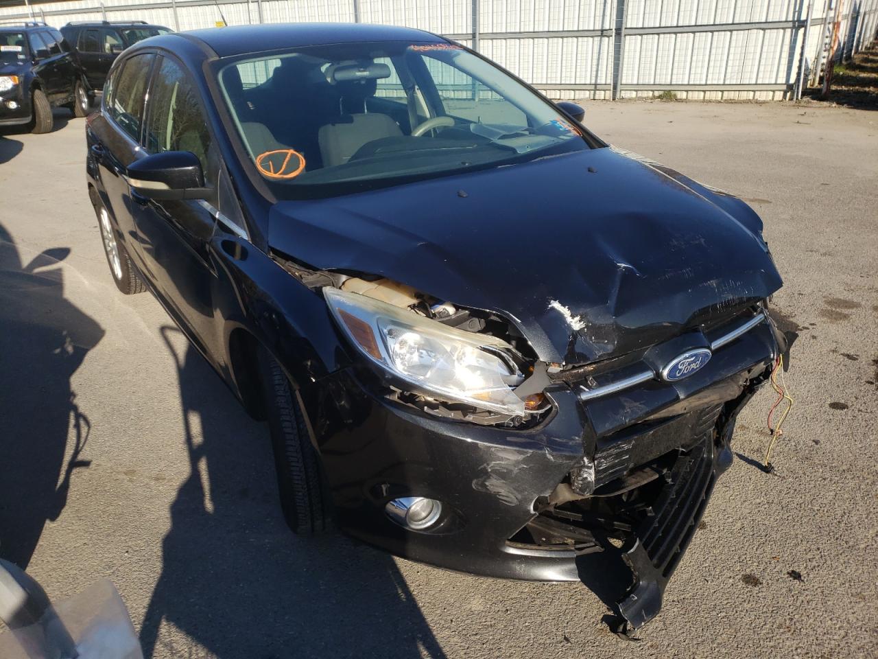 Фото 1 с аукциона – 2012 FORD FOCUS SEL с VIN 1FAHP3M24CL107153