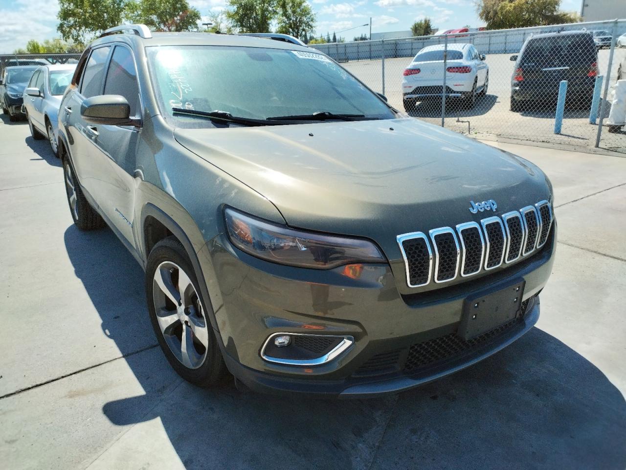 Photo 1 from auction – 2019 JEEP CHEROKEE L with VIN 1C4PJLDX1KD215645