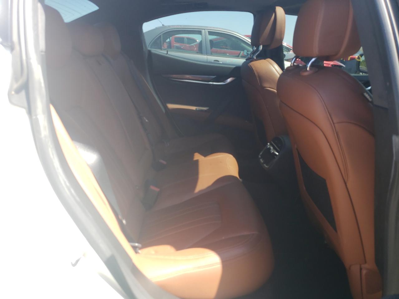 Photo 6 from auction – 2016 MASERATI GHIBLI with VIN ZAM57XSA7G1176284