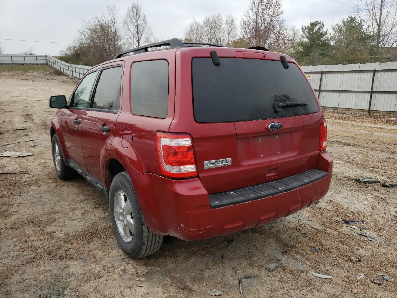 Photo 3 from auction – 2010 FORD ESCAPE XLT with VIN 1FMCU0D79AKA87410
