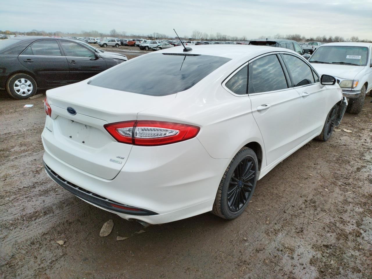 Photo 4 from auction – 2014 FORD FUSION SE with VIN 3FA6P0HD7ER206586