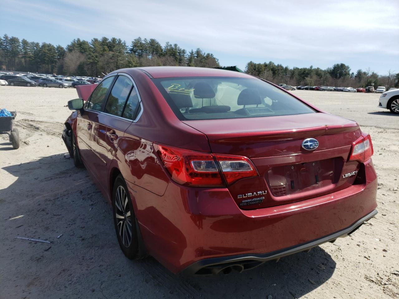 Photo 3 from auction – 2018 SUBARU LEGACY 2.5 with VIN 4S3BNAB61J3008710