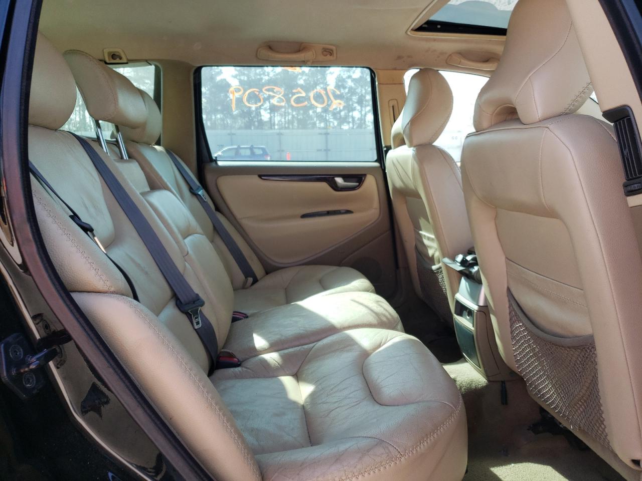 Photo 6 from auction – 2003 VOLVO XC70 with VIN YV1SZ59H131097626