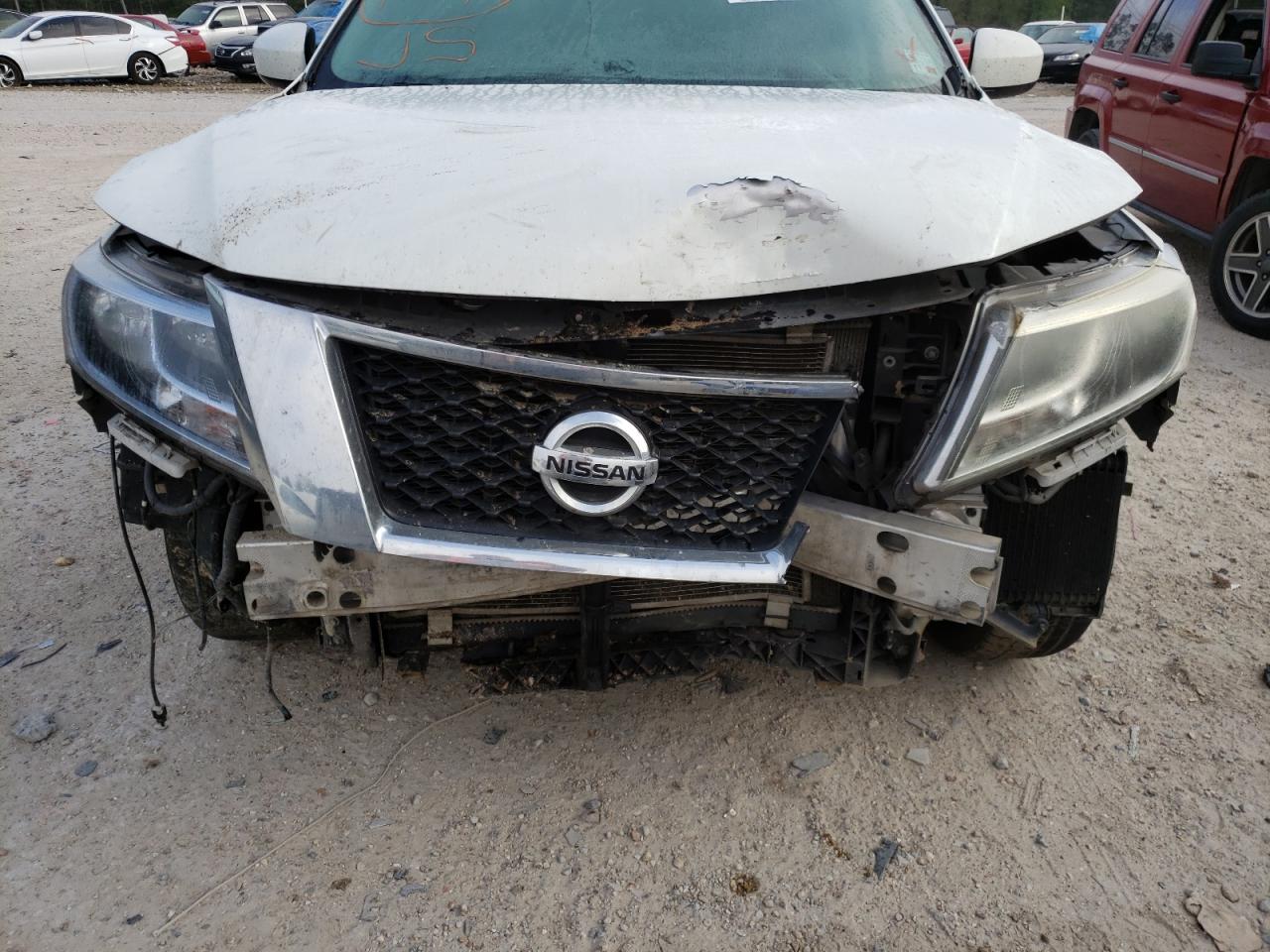 Photo 9 from auction – 2014 NISSAN PATHFINDER with VIN 5N1AR2MN9EC711712