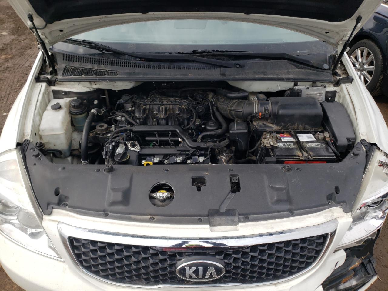 Photo 7 from auction – 2014 KIA SEDONA LX with VIN KNDMG4C74E6541411