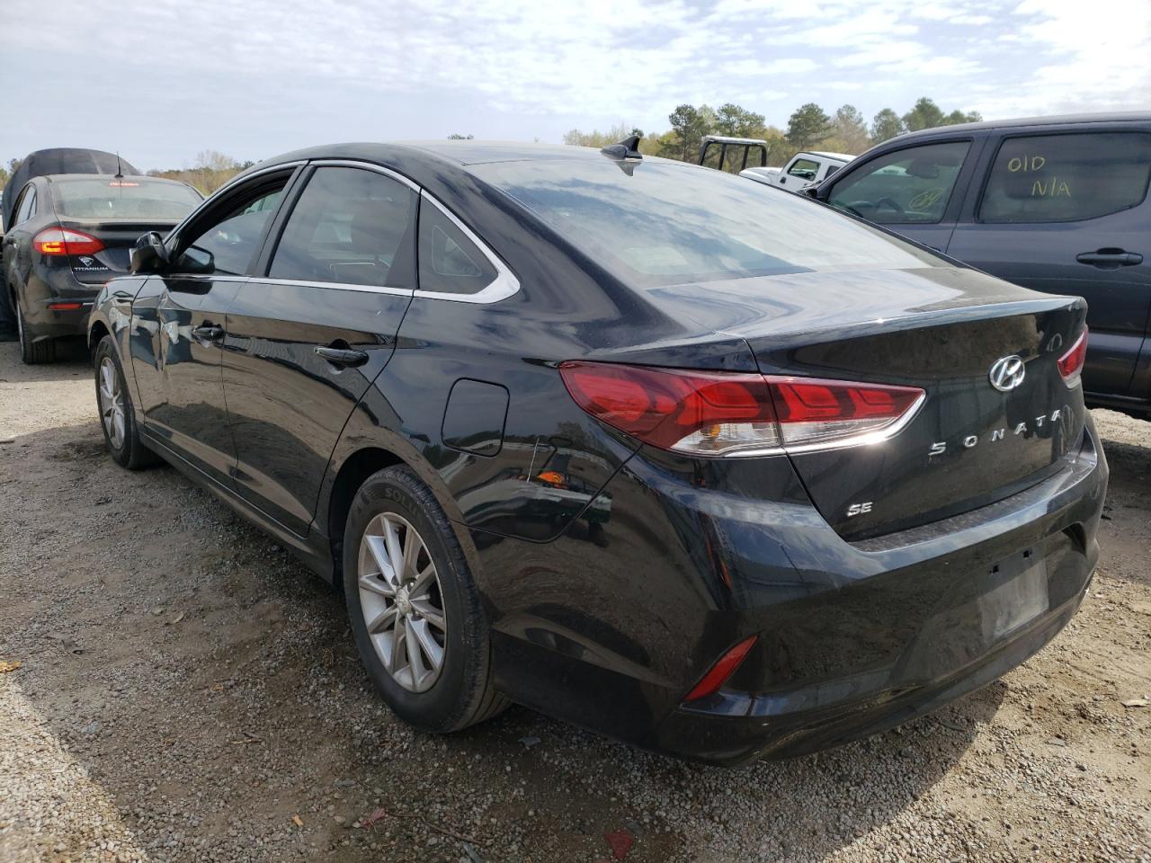 Photo 3 from auction – 2019 HYUNDAI SONATA SE with VIN 5NPE24AF7KH794737