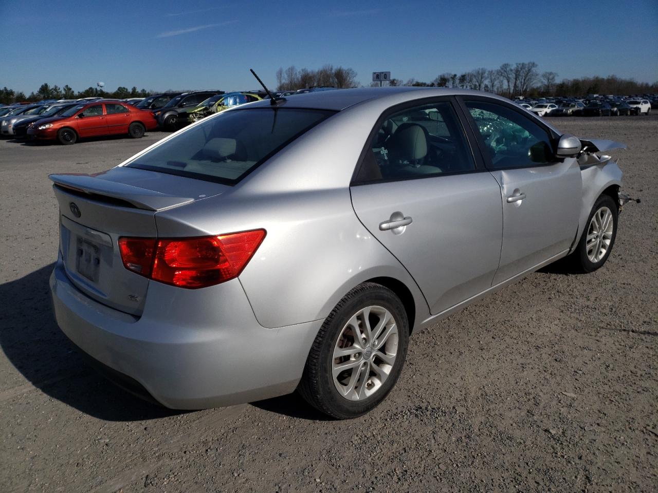 Фото 4 с аукциона – 2012 KIA FORTE EX с VIN KNAFU4A20C5500332