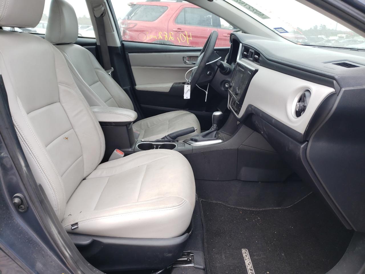 Photo 5 from auction – 2018 TOYOTA COROLLA L with VIN 5YFBURHE8JP826894