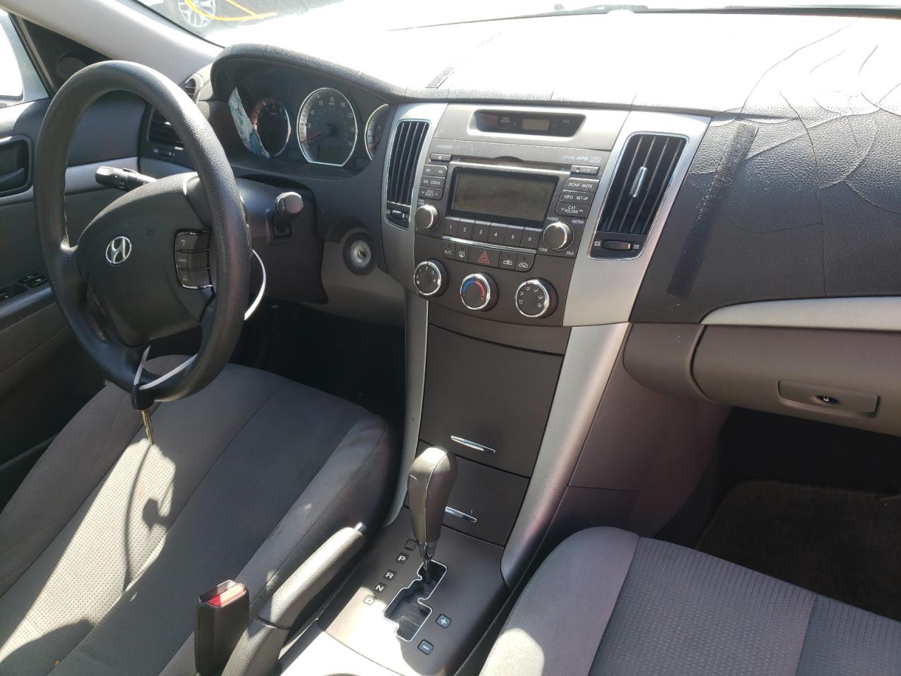 Photo 9 from auction – 2010 HYUNDAI SONATA GLS with VIN 5NPET4AC2AH620270