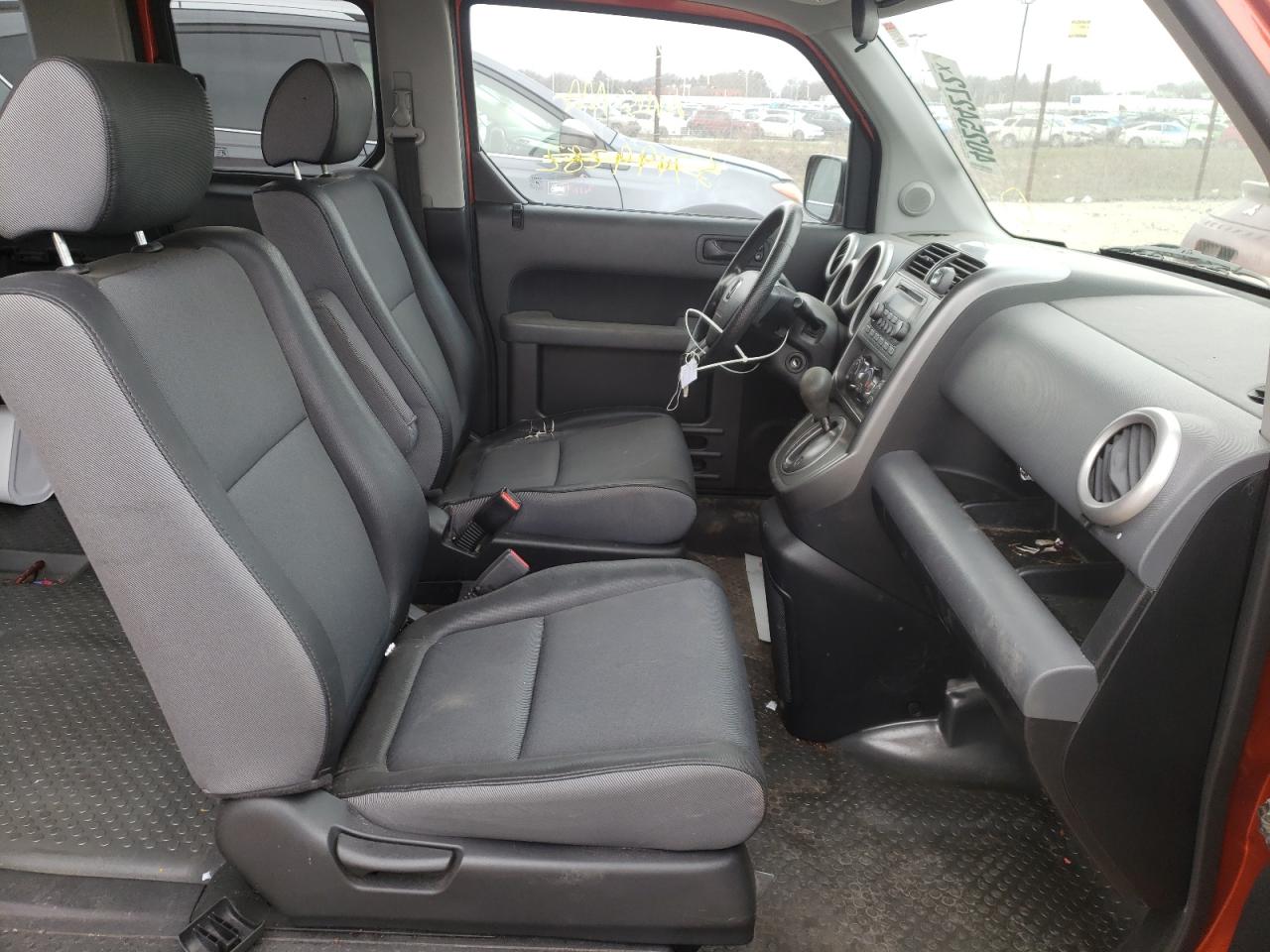 Photo 5 from auction – 2003 HONDA ELEMENT EX with VIN 5J6YH28563L042449