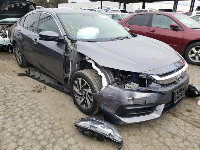 Photo 9 from auction – 2018 HONDA CIVIC EX with VIN 19XFC2F71JE202968
