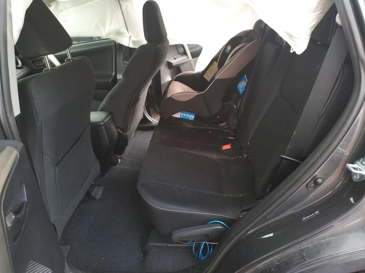 Photo 6 from auction – 2013 TOYOTA RAV4 XLE with VIN 2T3WFREV0DW044826