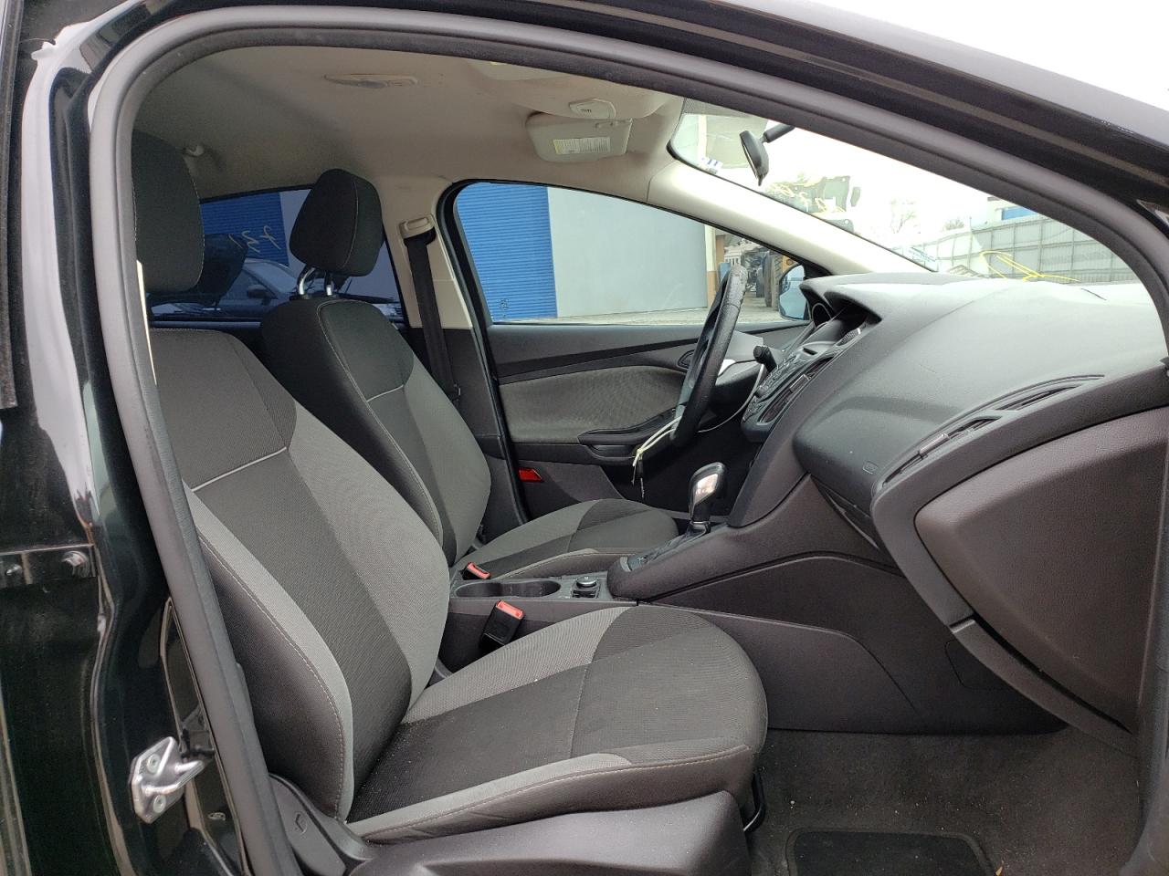 Photo 5 from auction – 2014 FORD FOCUS S with VIN 1FADP3E2XEL294673