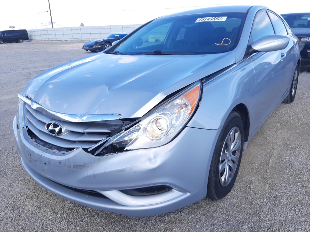 Photo 2 from auction – 2012 HYUNDAI SONATA GLS with VIN 5NPEB4AC2CH309315