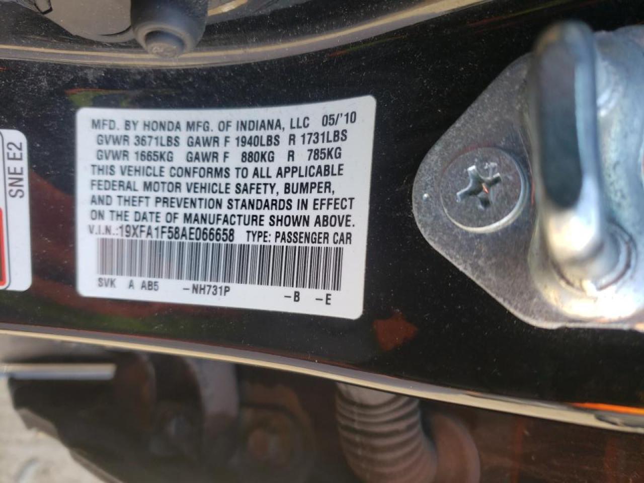 Photo 10 from auction – 2010 HONDA CIVIC LX with VIN 19XFA1F58AE066658
