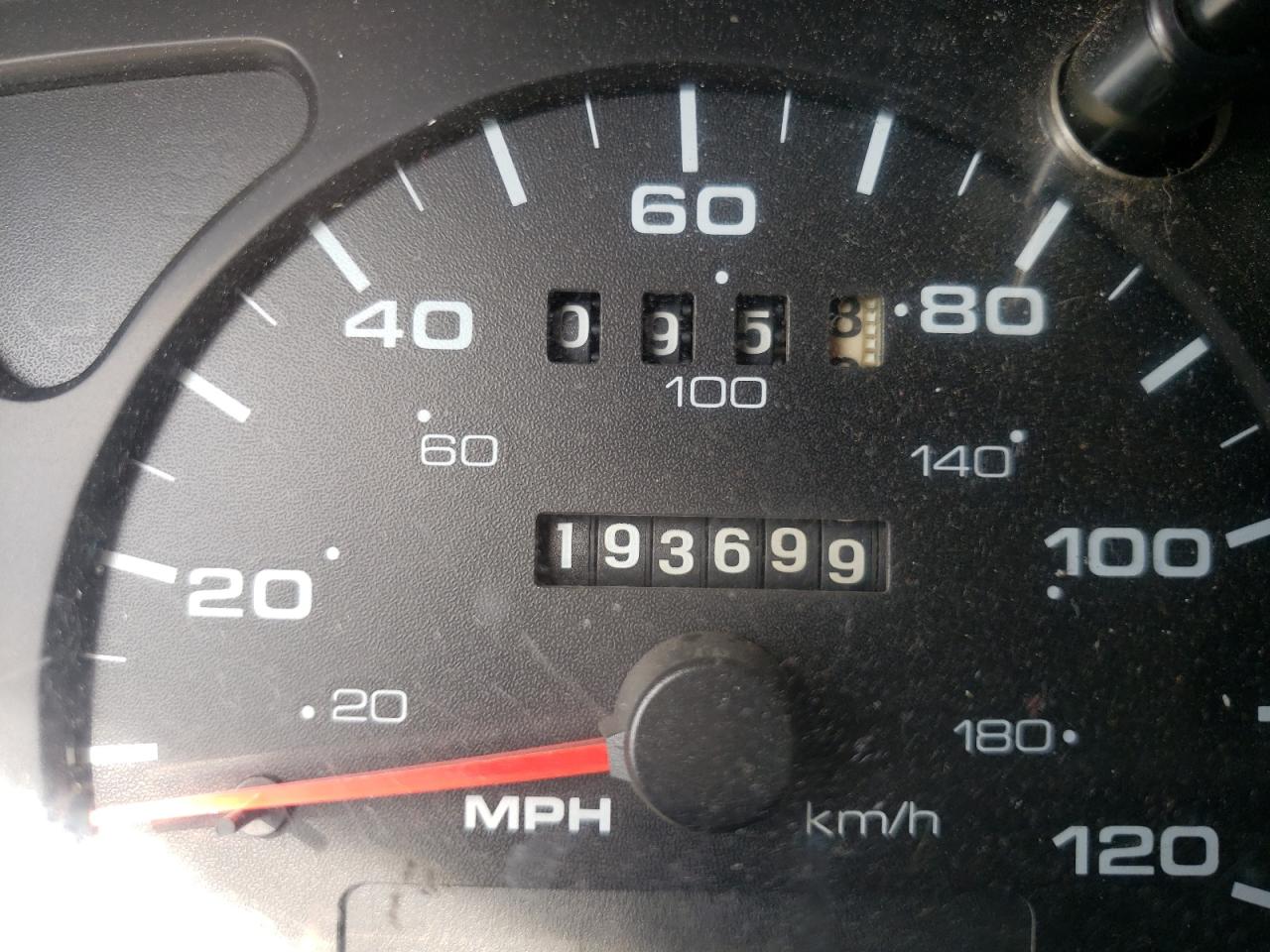 Photo 8 from auction – 2002 MERCURY SABLE LS P with VIN 1MEFM55S72G622108