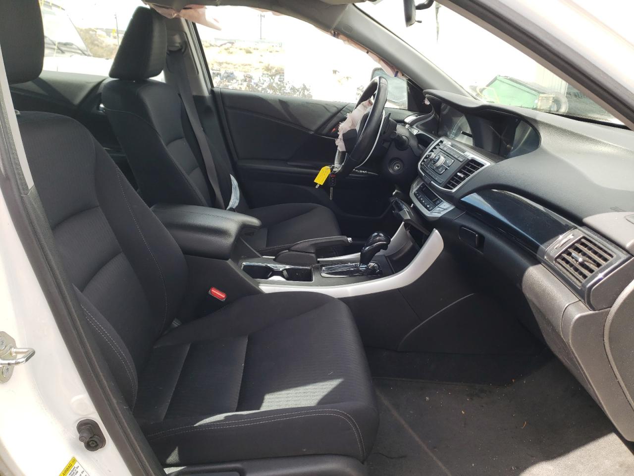 Photo 5 from auction – 2015 HONDA ACCORD SPO with VIN 1HGCR2F57FA065160