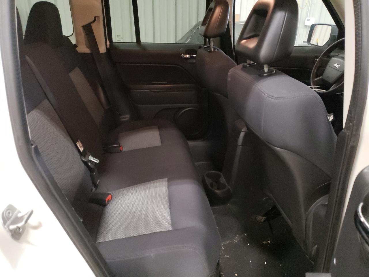 Photo 6 from auction – 2009 JEEP PATRIOT SP with VIN 1J4FT28B39D218906