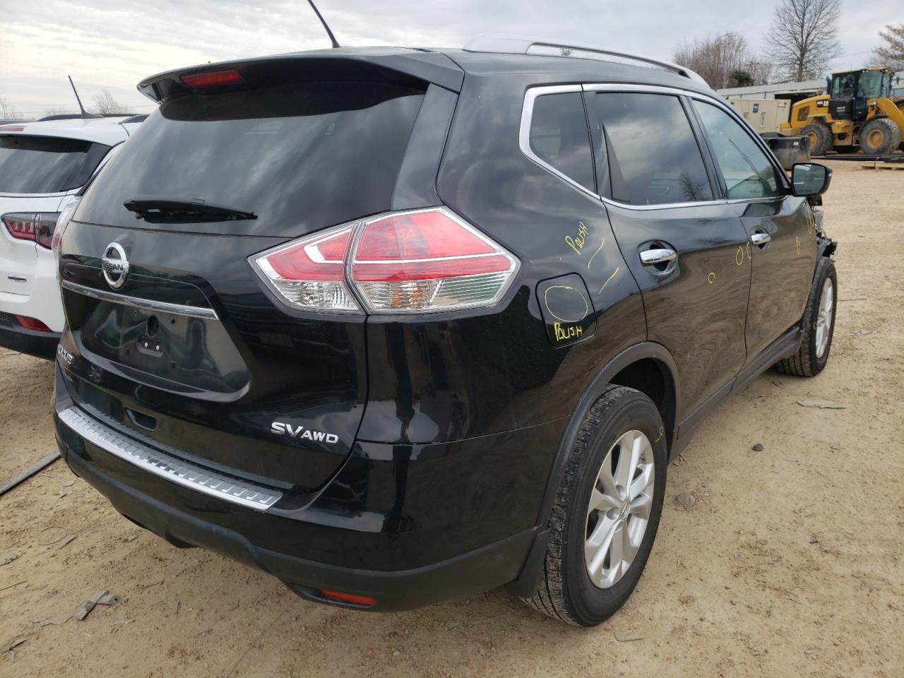 Photo 4 from auction – 2015 NISSAN ROGUE S with VIN KNMAT2MV2FP556484