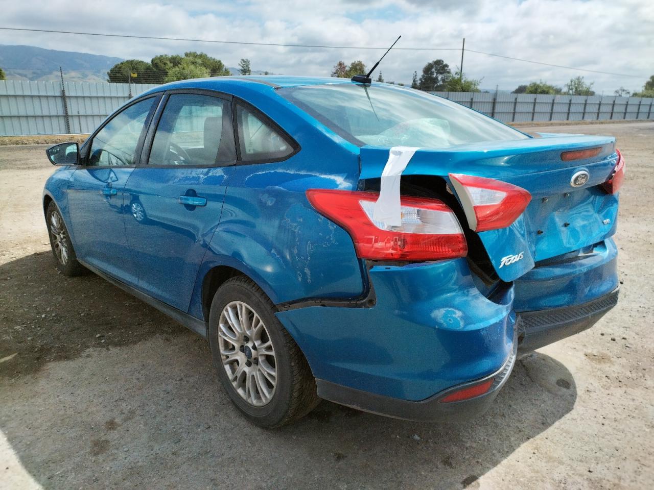 Photo 3 from auction – 2012 FORD FOCUS SE with VIN 1FAHP3F26CL394699