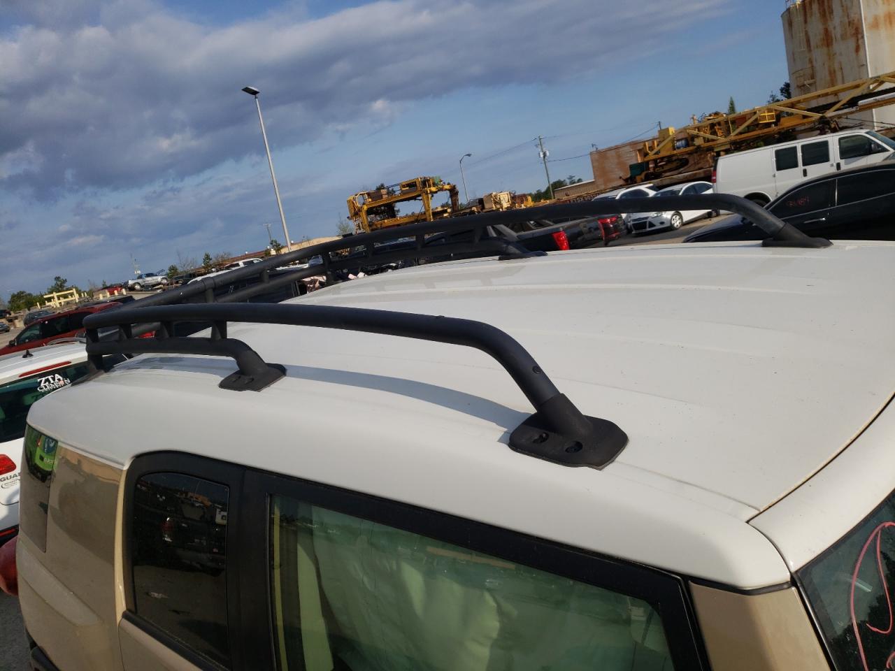 Photo 9 from auction – 2012 TOYOTA FJ CRUISER with VIN JTEBU4BF7CK137172