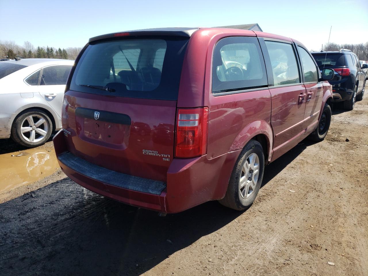 Photo 4 from auction – 2010 DODGE GRAND CARA with VIN 2D4RN4DE7AR385654