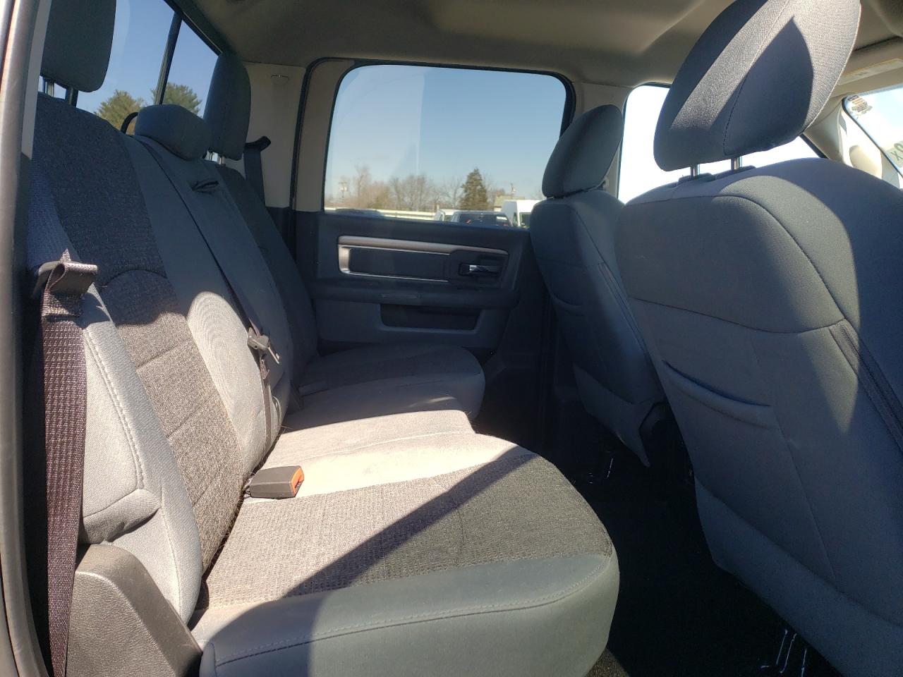 Photo 6 from auction – 2017 RAM 2500 SLT with VIN 3C6TR5DT8HG571822