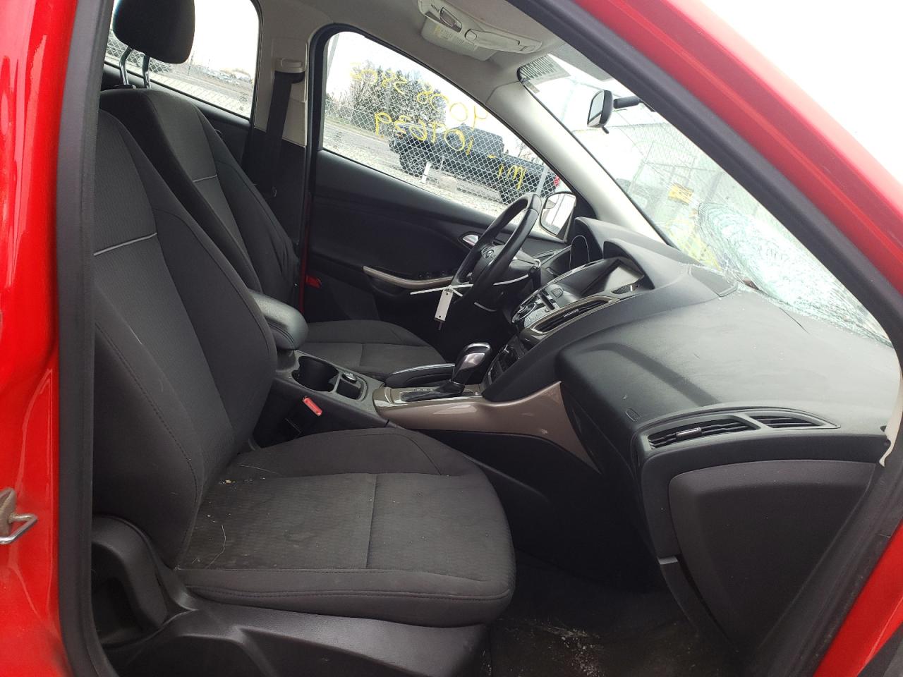 Photo 5 from auction – 2012 FORD FOCUS SEL with VIN 1FAHP3M28CL127552
