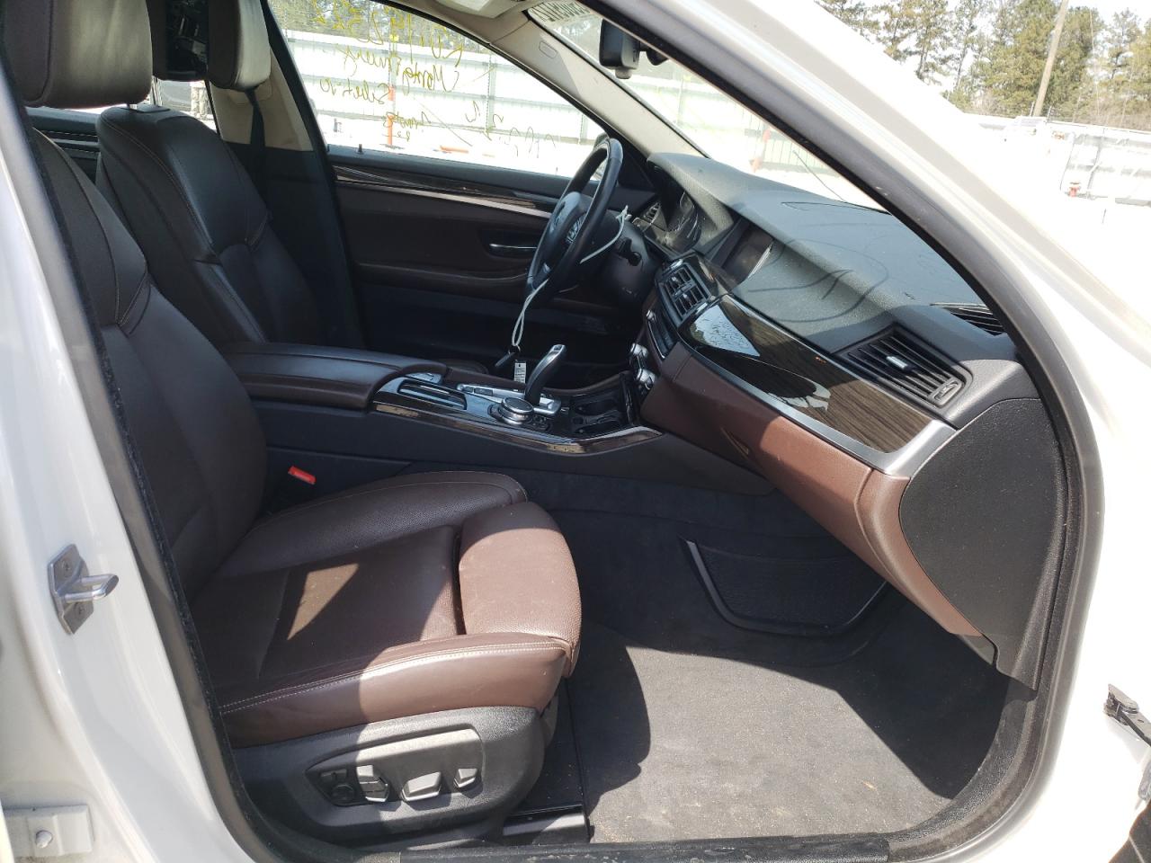 Photo 5 from auction – 2015 BMW 528 I with VIN WBA5A7C59FG143903