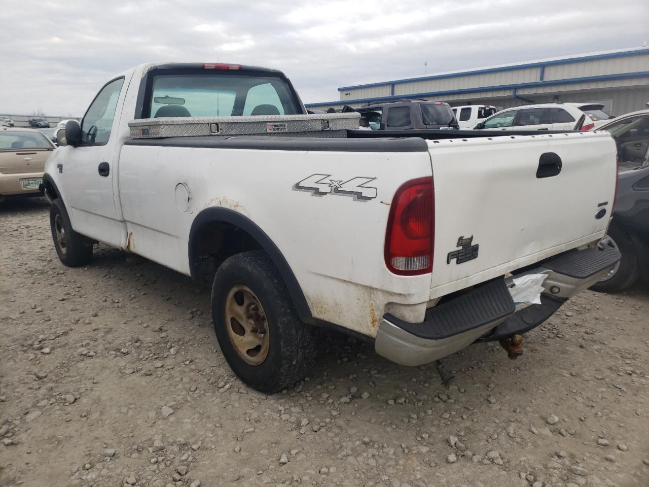 Photo 3 from auction – 2002 FORD F150 with VIN 3FTRF18W02MA10905