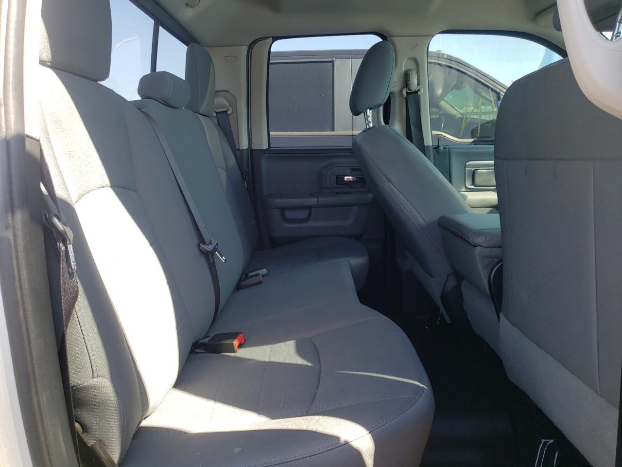 Photo 6 from auction – 2016 RAM 1500 SLT with VIN 1C6RR6GM5GS304777