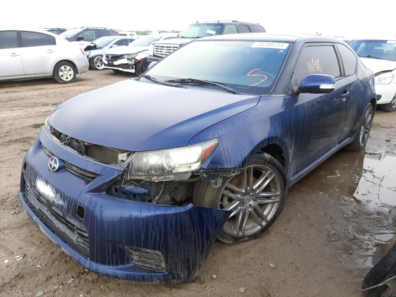 Photo 2 from auction – 2012 TOYOTA SCION TC with VIN JTKJF5C70C3044682