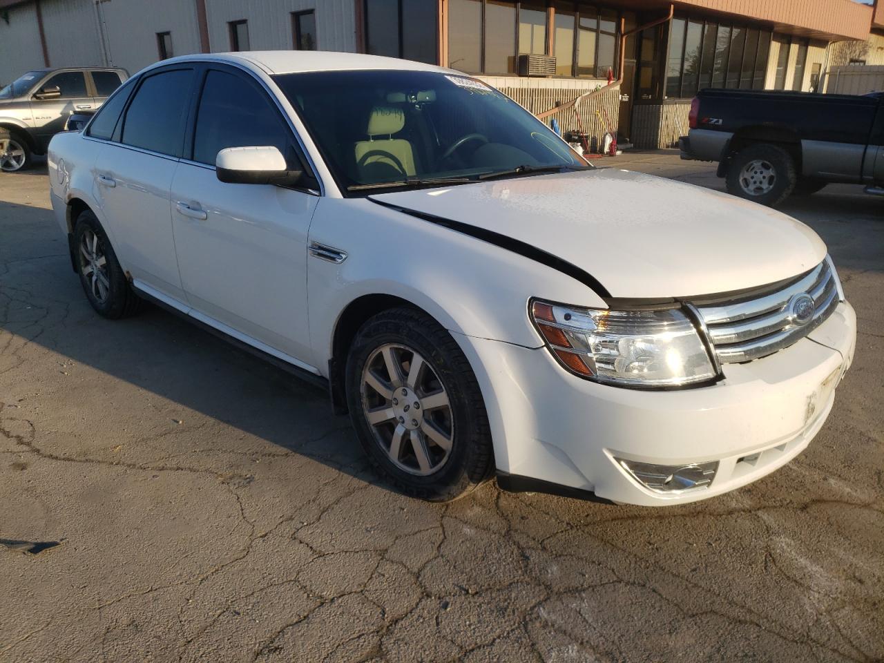 FORD TAURUS SEL 2008 with VIN 1FAHP24W48G131675 - Photo from auction