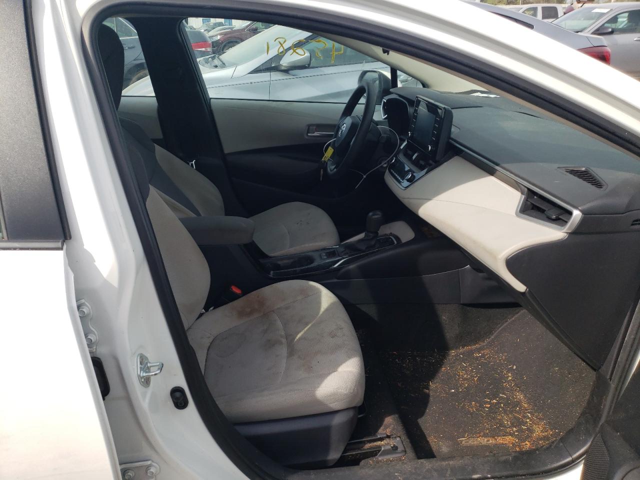 Photo 5 from auction – 2020 TOYOTA COROLLA L with VIN 5YFDPRAE2LP063137