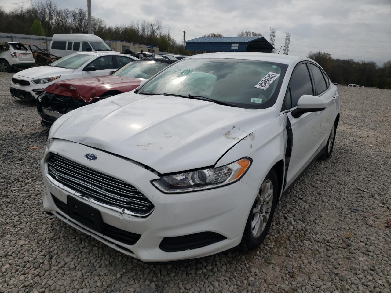 Photo 9 from auction – 2016 FORD FUSION S with VIN 3FA6P0G77GR389700