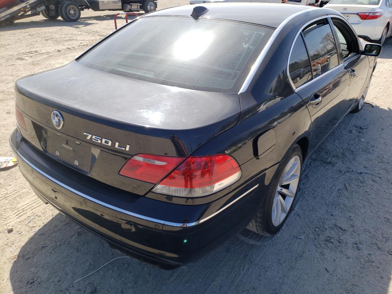 Photo 4 from auction – 2007 BMW 750 with VIN WBAHN83587DT71725
