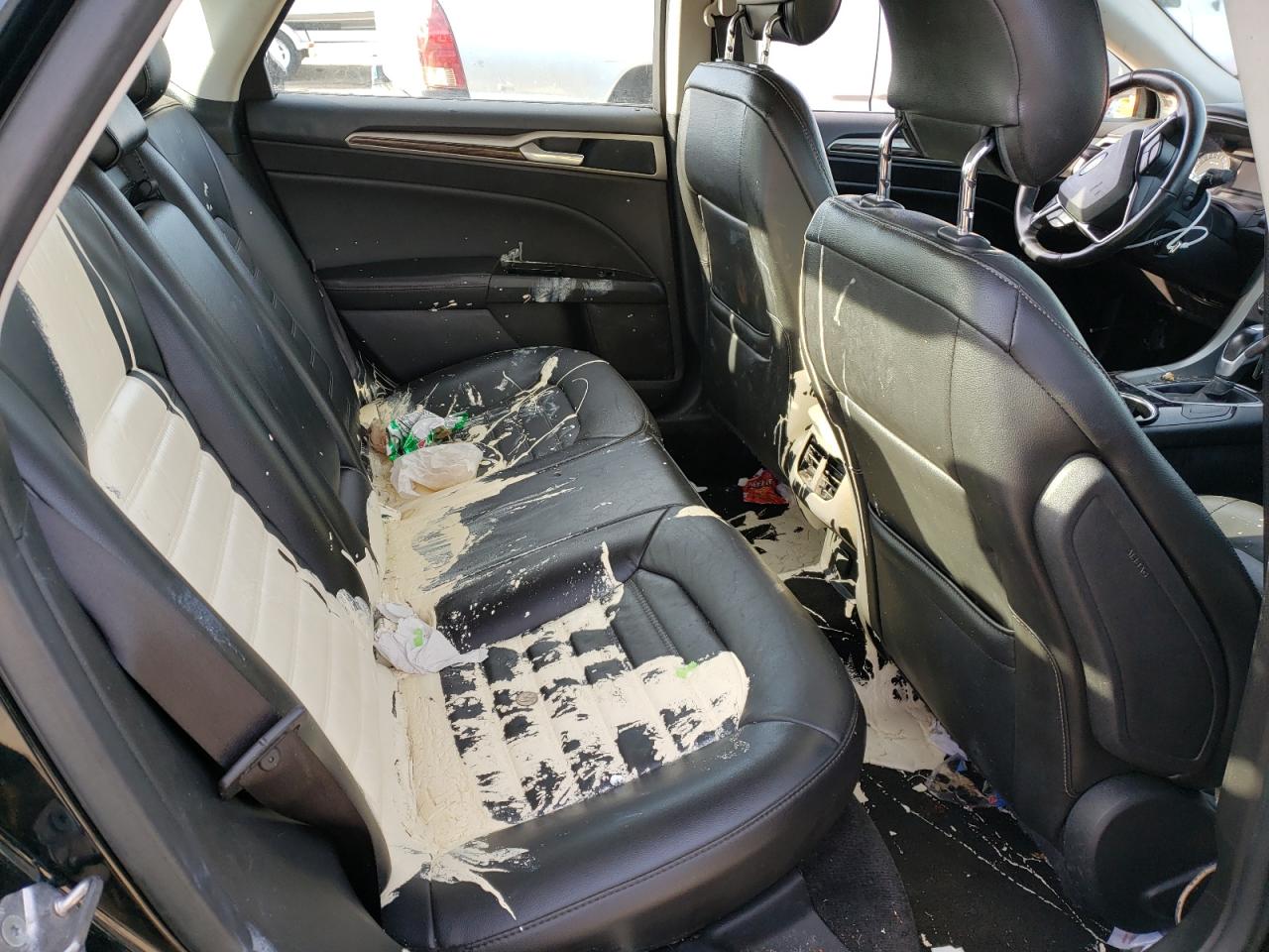 Photo 6 from auction – 2014 FORD FUSION SE with VIN 3FA6P0H91ER243841