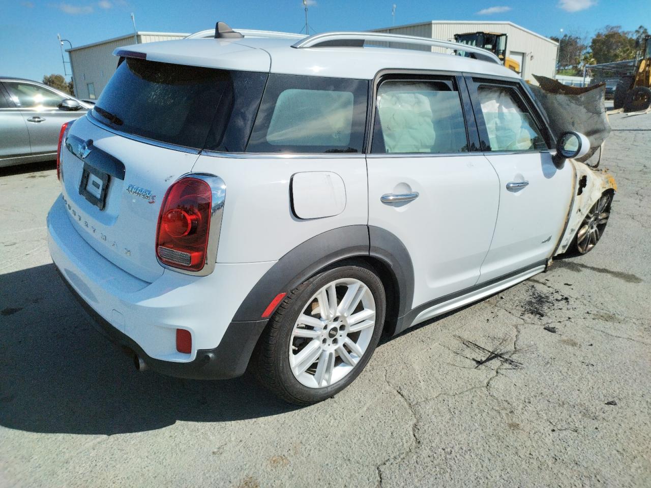 Photo 4 from auction – 2017 MINI COOPER S C with VIN WMZYT5C30H3B66979