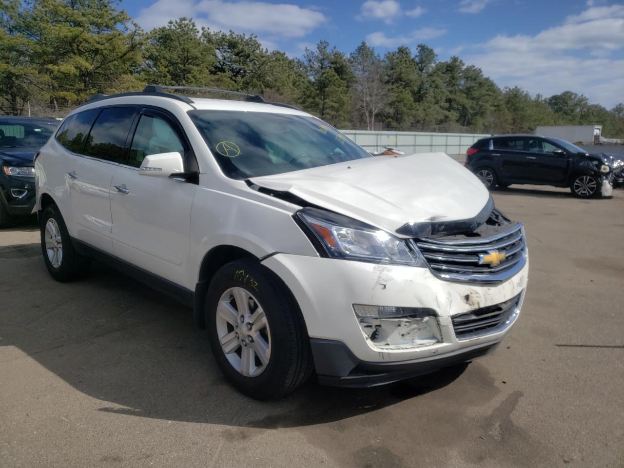 Photo 1 from auction – 2014 CHEVROLET TRAVERSE L with VIN 1GNKVHKDXEJ255997