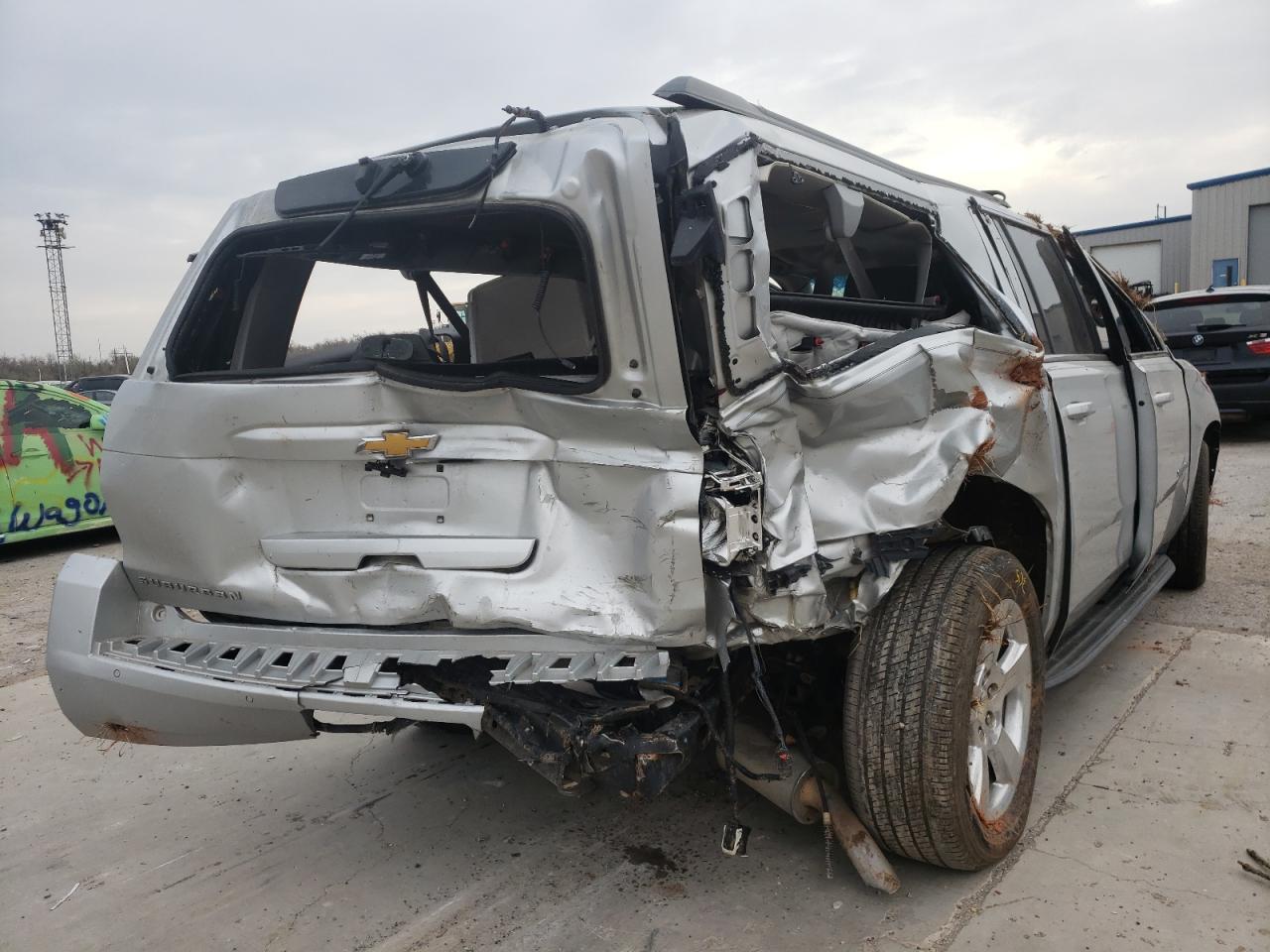 Photo 4 from auction – 2015 CHEVROLET SUBURBAN C with VIN 1GNSCJKC8FR225243