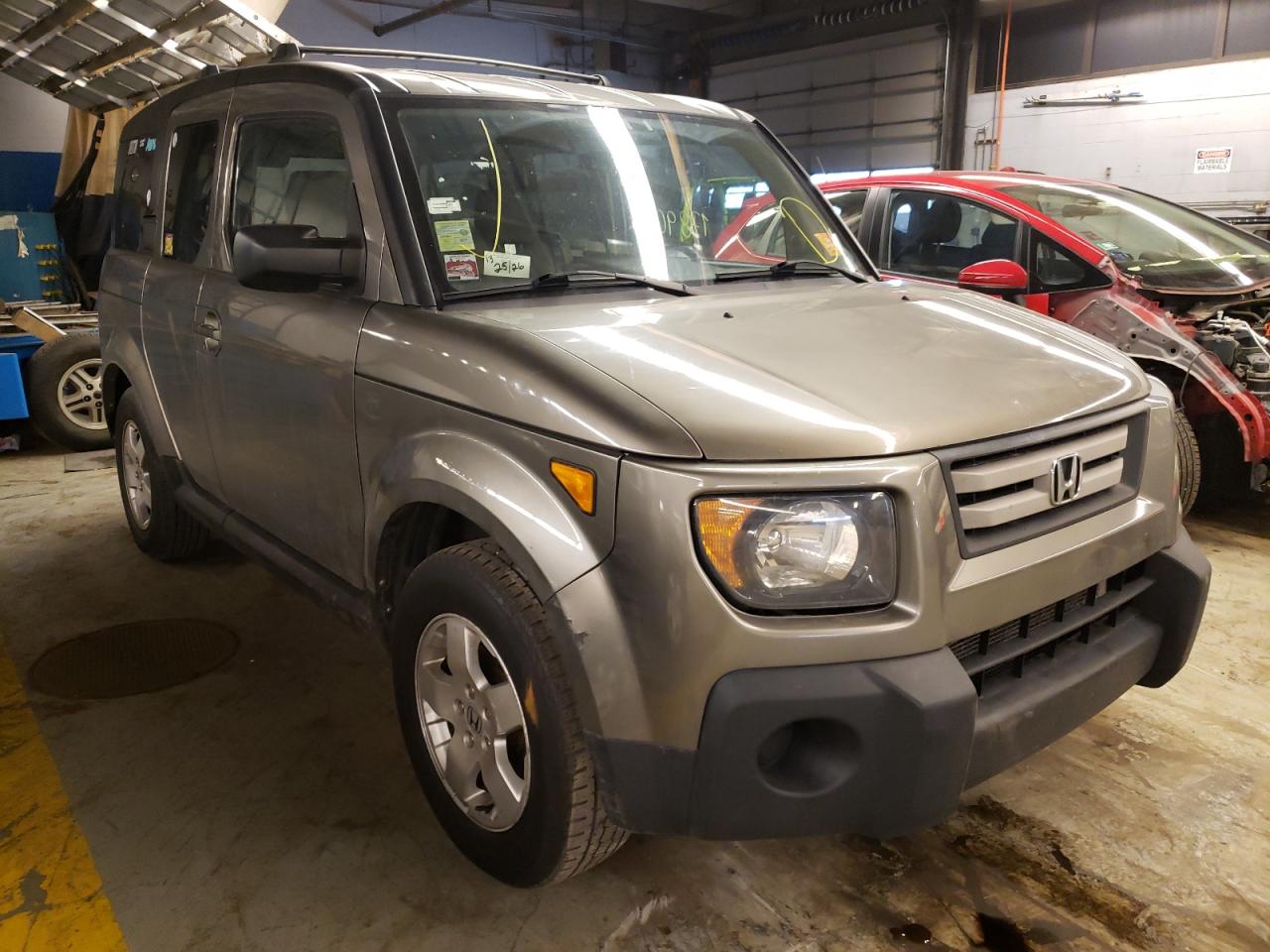 HONDA ELEMENT EX 2007 with VIN 5J6YH287X7L011213 - Photo from auction