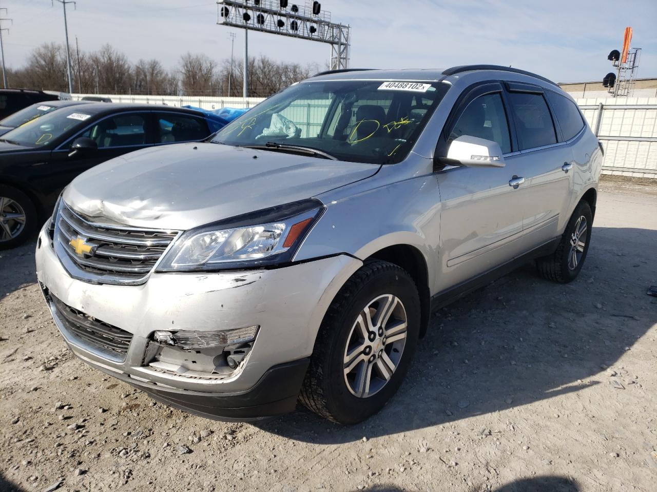 Photo 2 from auction – 2015 CHEVROLET TRAVERSE L with VIN 1GNKVHKD1FJ142179